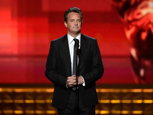 Reabren caso sobre muerte de Matthew Perry a nivel federal; investigarán quién proporcionó la ketamina al actor - El Diario NY