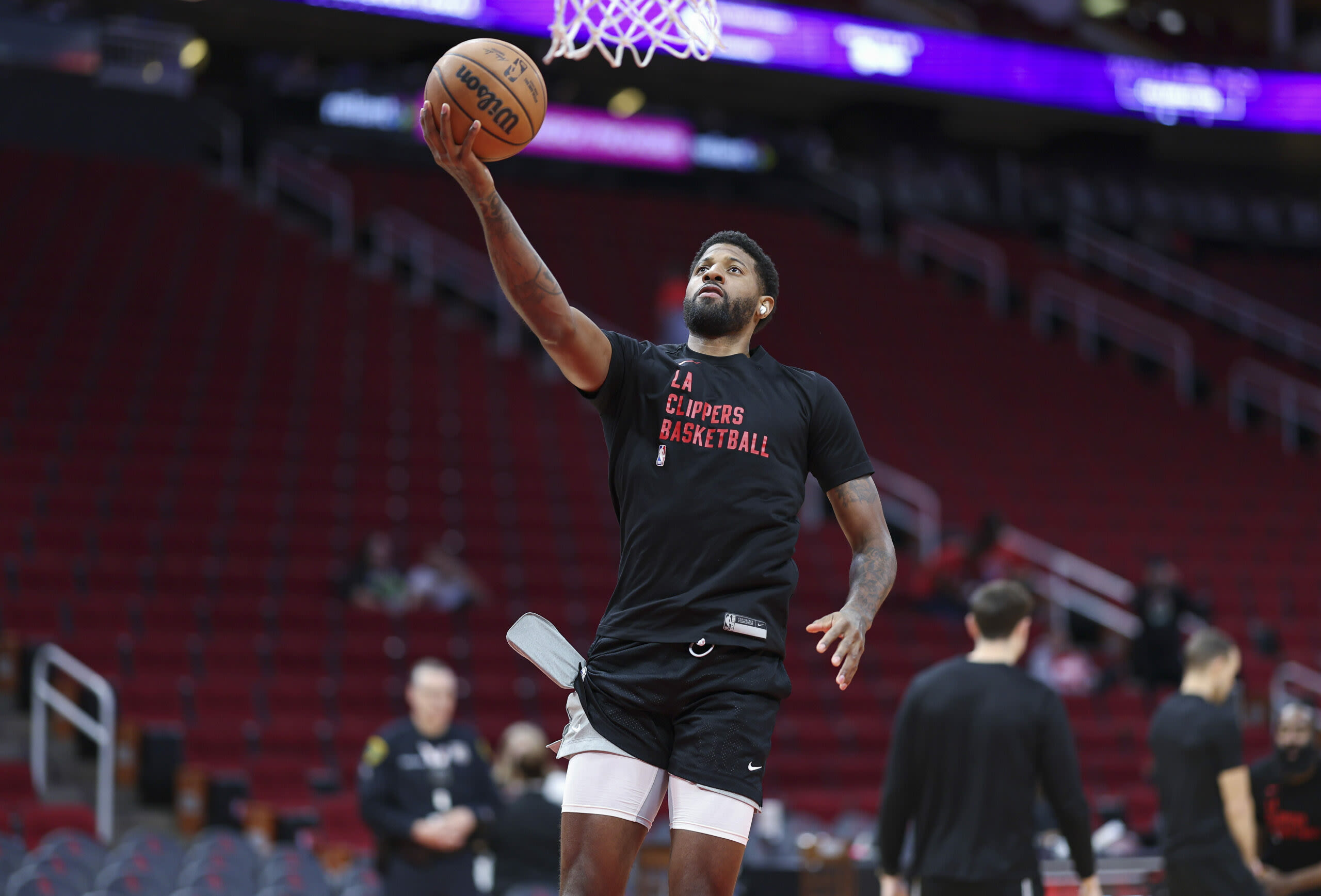 Paul George wore Allen Iverson shirt to free agent meeting with Sixers