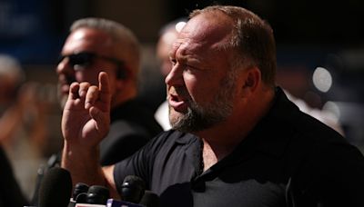 Alex Jones Has Unhinged New Conspiracy About Trump Shooting