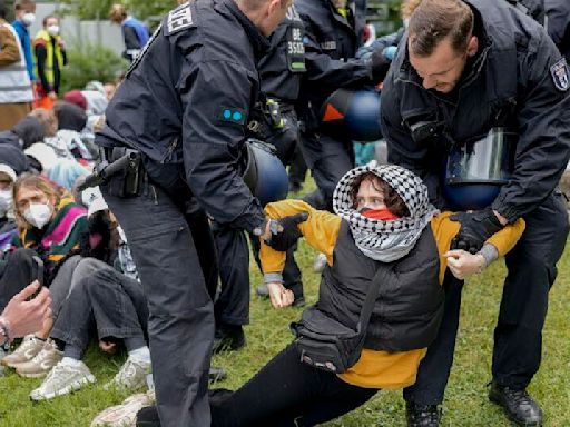 Manifestaciones estudiantiles en apoyo a Palestina se extienden por Europa