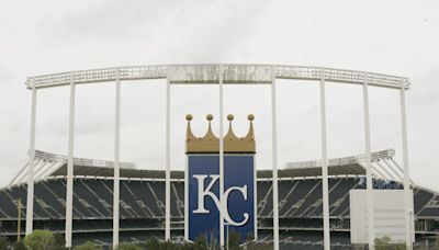 Royals vs. Brewers game moved up due to weather