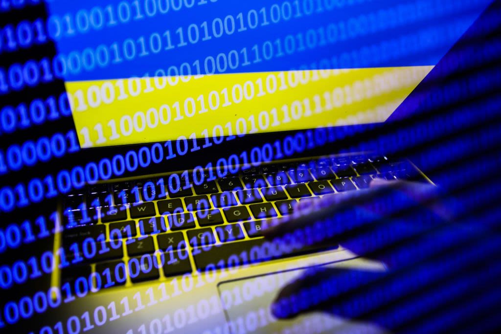 Ukrainian cyberattack 'paralyzed' work of Russian ministries, companies, source said