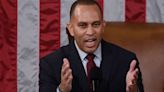 Rep. Hakeem Jeffries Gets Laughs And Cheers For Alphabet Speech After Kevin McCarthy Win