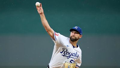 Michael Wacha tosses 6 solid innings, Salvador Perez drives in 2 as the Royals beat the Rays 4-2