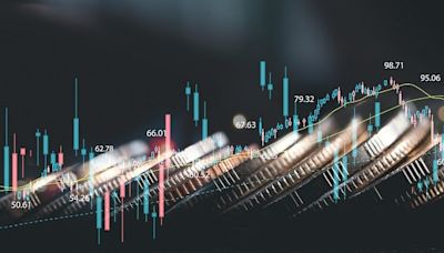 A guide to managing financial risk in manufacturing industries