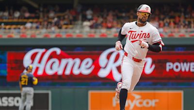 Missed opportunities cost Twins again as Milwaukee completes 2-game series sweep