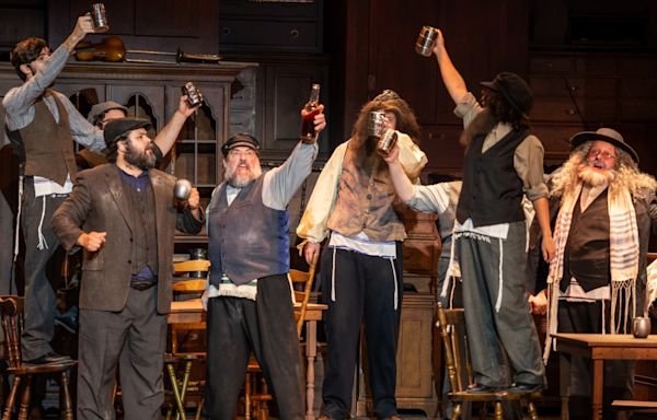 Review: FIDDLER ON THE ROOF at Rochester Opera House