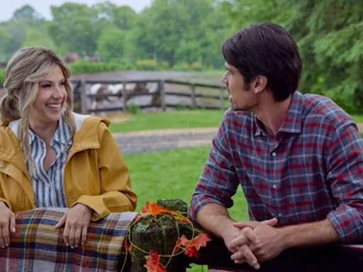 Hallmark Just Revealed Its Fall Movie Lineup Including 6 New Films
