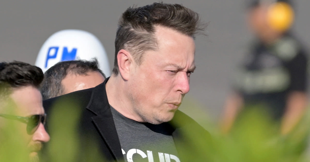 Free Speech Absolutist Elon Musk Keeps Using X to Suppress Views He Doesn't Agree With