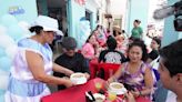 ‘No hay nada mejor que celebrar a Guayaquil con un buen encebollado’: plato típico fue el protagonista de festejo en el centro de la ciudad