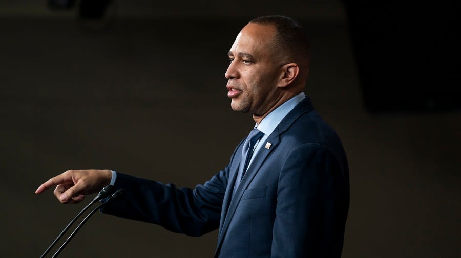 ‘If Roe v. Wade can fall, anything can fall,’ says Jeffries in stressing importance of elections