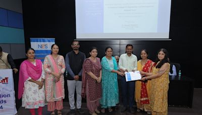 Pune: GHRCEM Students Receives GTT NES Innovation Awards