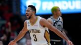 McCollum scores 40, Pelicans top Spurs 126-117 to end skid