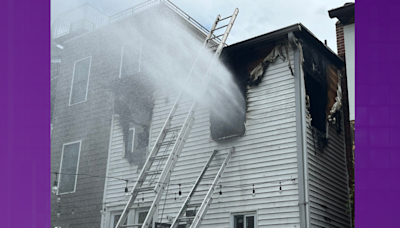 PHOTOS: Crews battle house fire in Southeast DC