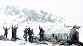 Orina negra: a qué se debe este síntoma de los sobrevivientes en La sociedad de la nieve