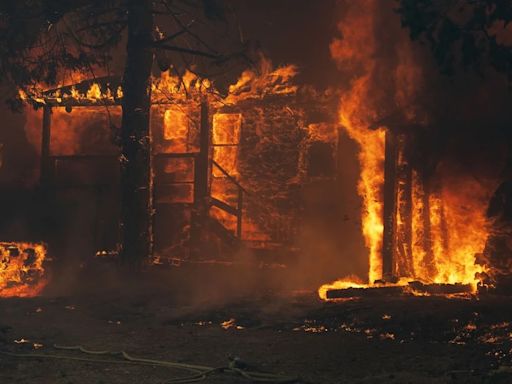 Mientras los incendios forestales arden, los meteorólogos prueban una nueva forma de advertir a las personas cerca de las llamas