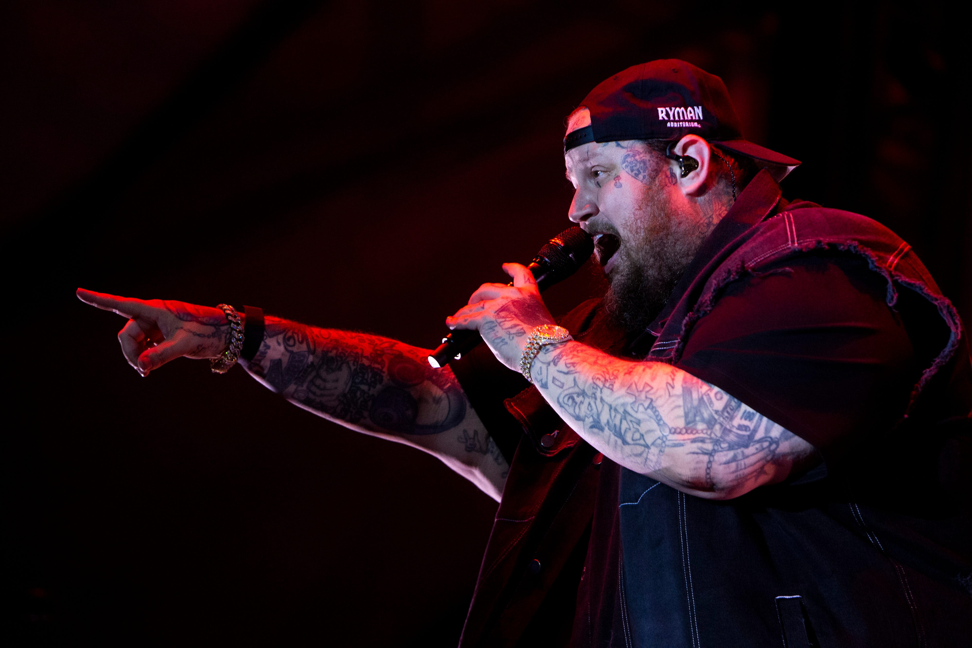 Jelly Roll ends RiverBeat on a high note with country, hip-hop and a Three 6 Mafia chant