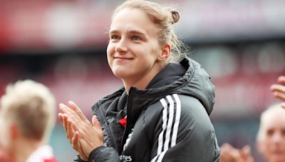 Vivianne Miedema: Man City close to signing WSL record goalscorer after Arsenal exit