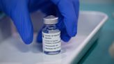 AstraZeneca no es la única: los efectos adversos que provocaron las otras vacunas contra el Covid