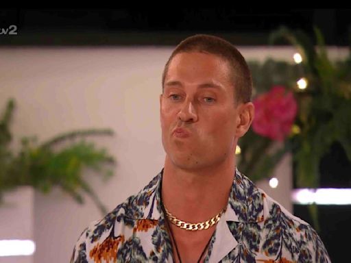 Towie’s Diags hits back at Love Island fans branding pal Joey Essex ‘stupid’