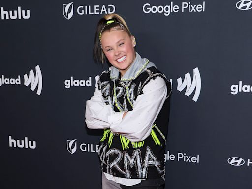 JoJo Siwa Is Amped in Teaser For ‘Choose Ur Fighter’ Single: ‘Ready or Not… Here It Comes’