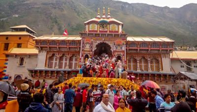 Char Dham Yatra Halted Amid Heavy Rainfall Predictions In Uttarakhand