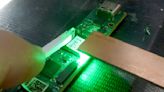 Tiny Prisms Let You See What Lies Beneath A BGA Chip