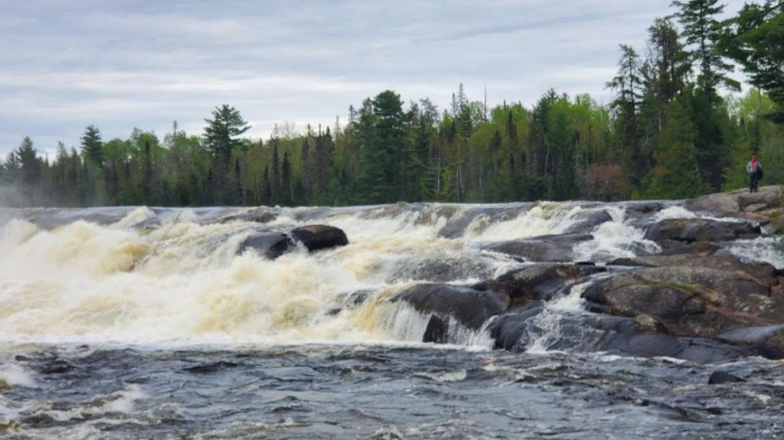 Search continues for 2 canoeists missing after going over falls in BWCA