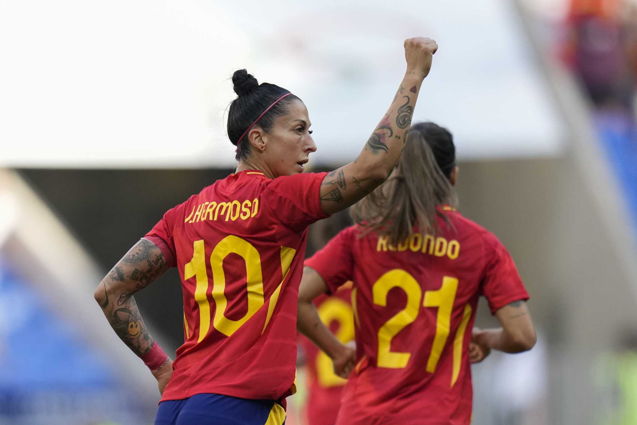 Spain beats Colombia 4-2 on penalties to reach the semifinals in Olympic women's soccer