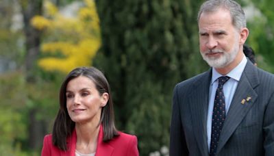 Letizia recupera su traje más bonito, cómodo y elegante para la primavera