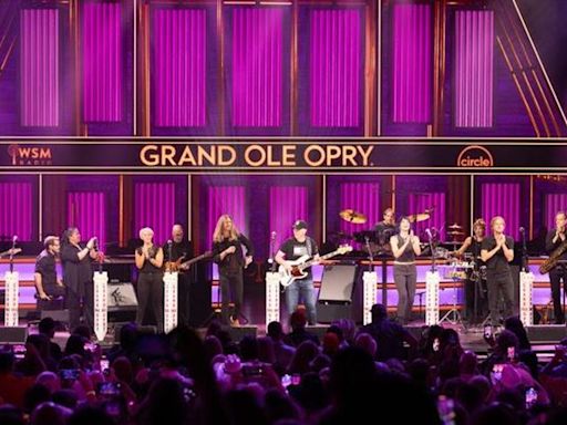 Celebrating 30 Years Of ‘Forrest Gump’ – The Opry Honors Gary Sinise & His Lt. Dan Band