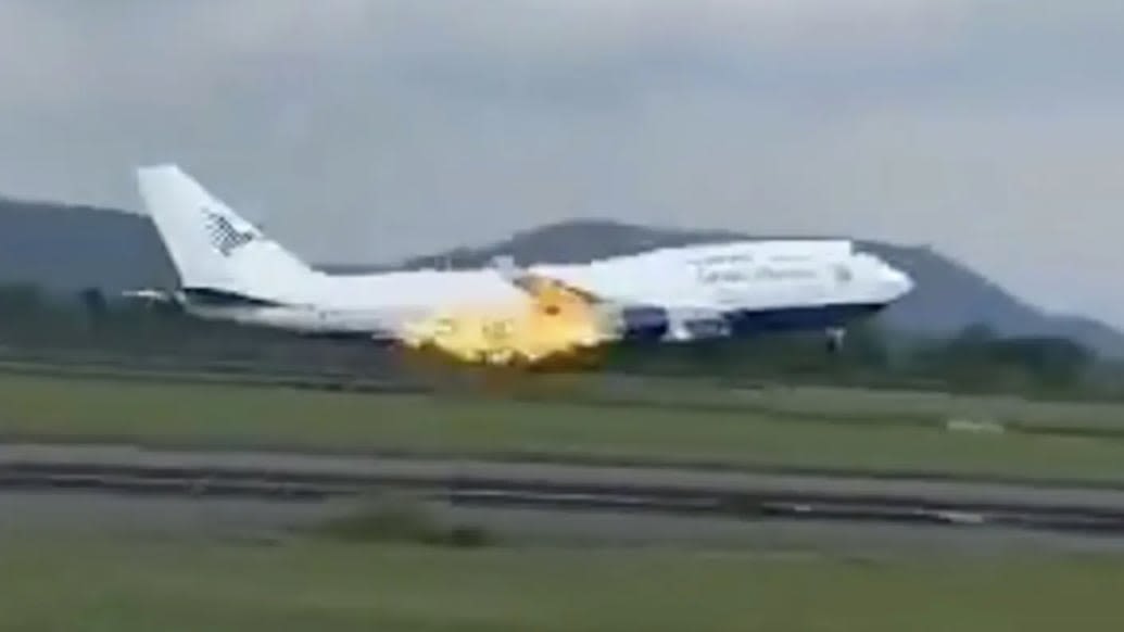 Engine Engulfs in Flames on Boeing Plane With 468 Aboard