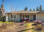 221 Briarcliff Dr, Folsom CA 95630