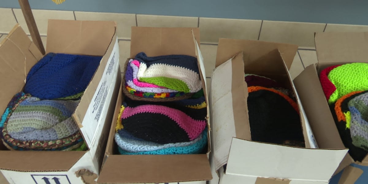 Niles woman makes ‘Hats for Vets’