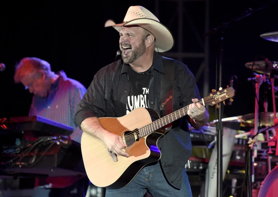 Garth Brooks officially inducted into the Austin City Limits Hall of Fame