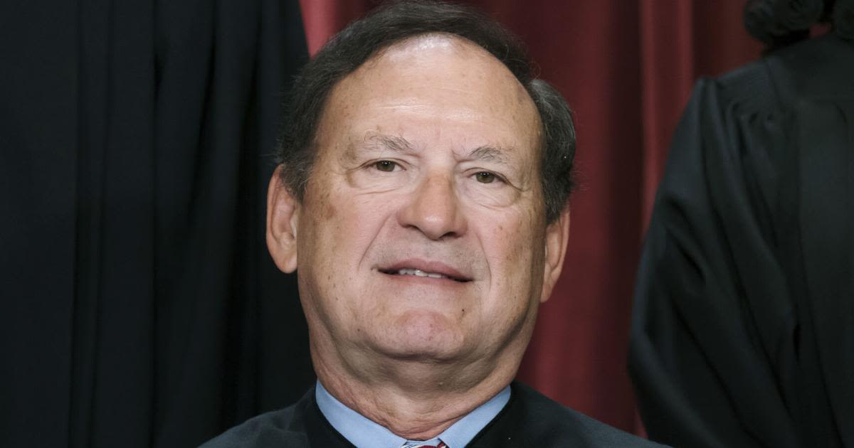 Justice Alito's home flew flag upside down after Trump's 'Stop the Steal' claims, report says