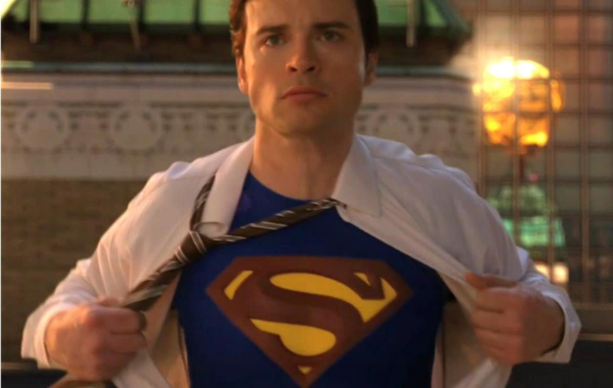 All 15 Live-Action Superman Costumes, Ranked