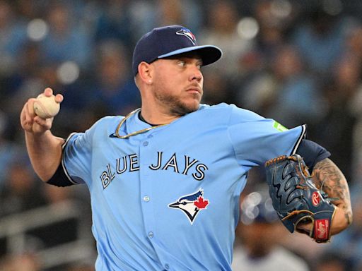 Big Toronto Blue Jays' Free Agent Acquisition Battling Back Issue, Could Open Door For Alek Manoah's Return