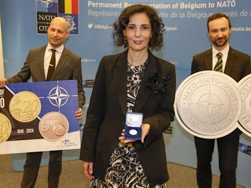 75 Jahre NATO: Außenministerin präsentiert belgische Sondermünze