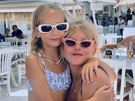 Goldie Hawn Twins With Granddaughter Rio, 10, During Family Vacation: ‘What a Gal’