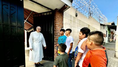 Through Vatican initiative, sisters help vulnerable children in El Salvador