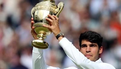 Carlos Alcaraz venció a Novak Djokovic y se coronó campeón de Wimbledon por segunda vez consecutiva | + Deportes
