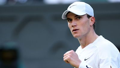 Draper fills Murray void with late-night Wimbledon win