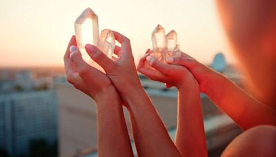 Can crystal healing strengthen my 15-year relationship?