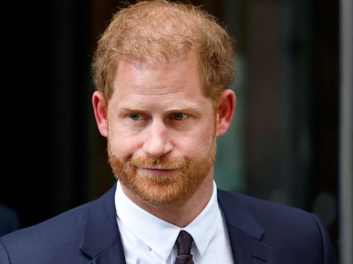 Harry 'must be feeling heat' as he's warned over memoir admission 'consequences'