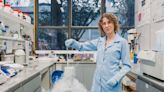 Desvendando os mistérios do metabolismo, professora brasileira vence prêmio L’Oréal-UNESCO “Para Mulheres na Ciência'