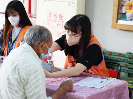 新港場複合式健康篩檢登場 鄉親踴躍參加 | 蕃新聞