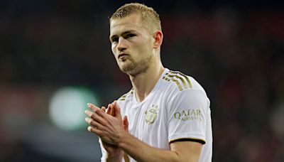 Bayern Munich president issues update on Matthijs De Ligt's future