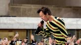 Harry Styles testigo de una pedida de mano en su concierto de Lisboa