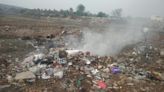 Residents oppose garbage dumping into lake near Vaniyambadi